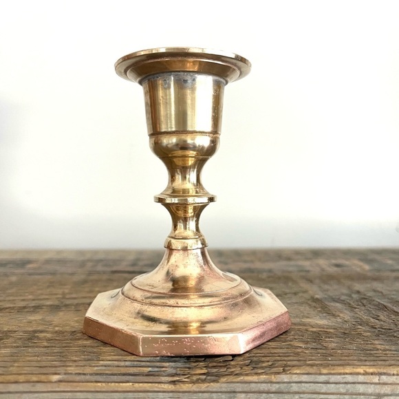 Brass candlestick - Picture 1 of 6